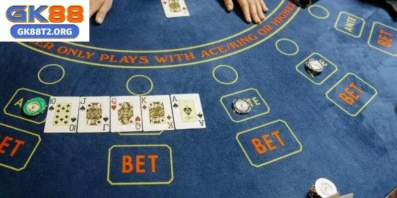 Hướng dẫn luật chơi game bài baccarat dễ nhất